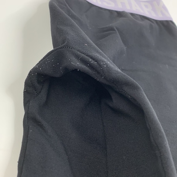 GYMSHARK Crop Capri Leggings Black Purple Secure waistband Stretchy Size Small - Picture 11 of 12